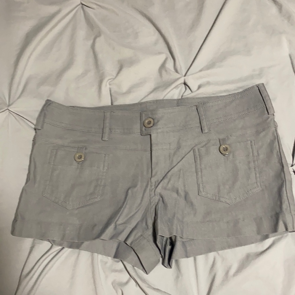 Grey shorts